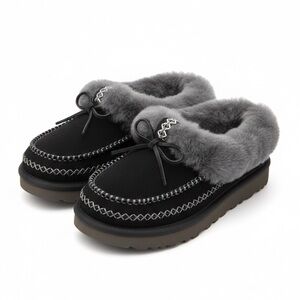 UGG Tasman Alpine Slipper Black Suede Gray Sheepskin Trim Size 9 NIB